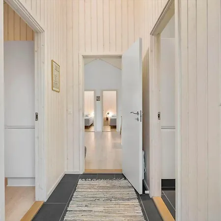 6809-allinge-aeblebakken-2 * Allinge-Sandvig