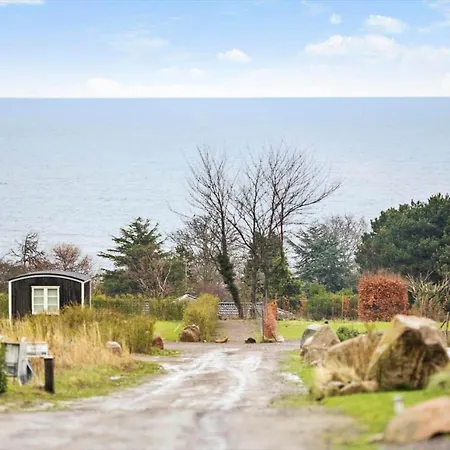 6809-allinge-aeblebakken-2 Nyaraló *