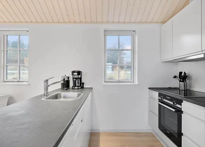 Дом отдыха 6809-allinge-aeblebakken-2