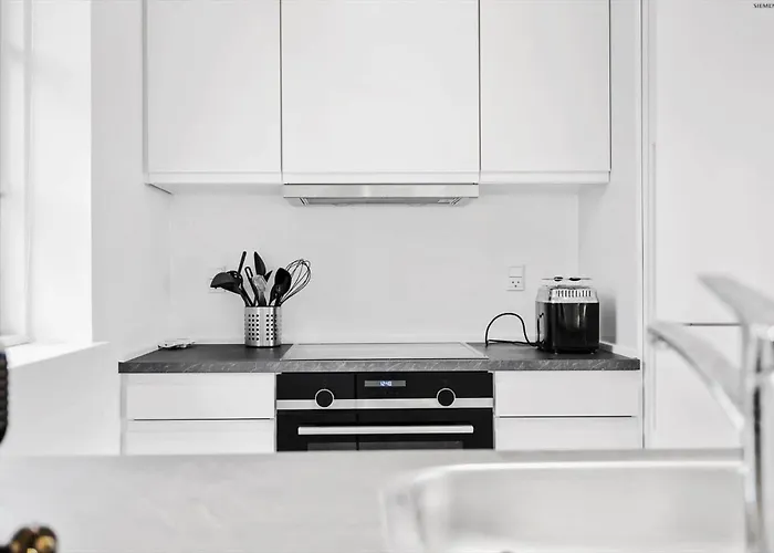 6809-allinge-aeblebakken-2 * Аллинге